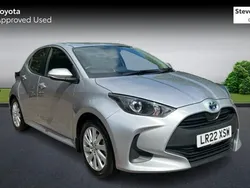 Silver Used 2022 Toyota Yaris Hybrid Hatchback | £15,716 (Fair price)