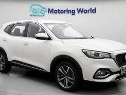 White Used 2022 MG HS Excite SUV | £15,300 (Fair price)