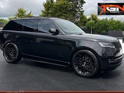 Used 2022 Land Rover Range Rover SE SUV | £79,895 (Expensive)