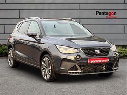 Magnetic tech grey midnight bl New 2025 Seat Arona FR Sport SUV | £20,990 (Fair price)