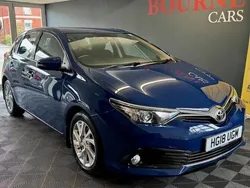 Blue Used 2018 Toyota Auris Hatchback | £10,578 (Fair price)