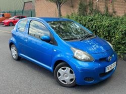 Blue Used 2010 Toyota Aygo Hatchback | £1,850 (Good price)