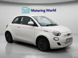 White Used 2022 Fiat 500e Icon Hatchback | £11,500 (Good price)