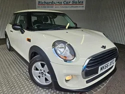 White Used 2016 Mini ONE Hatch Hatchback | £6,000 (Fair price)