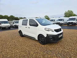 White Used 2017 Peugeot Expert Van | £6,250 (Fair price)