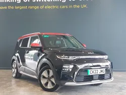 Black Used 2022 Kia Soul EV SUV | £15,298 (Fair price)