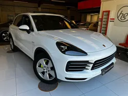 White Used 2021 Porsche Cayenne SUV | £48,950 (Fair price)