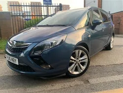 Blue Used 2016 Vauxhall Zafira SRi MPV | £5,495 (Fair price)