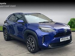 Blue Used 2023 Toyota Yaris Hybrid Design | £19,864 (Fair price)