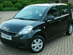 Used 2008 Daihatsu Sirion Hatchback | £3,695