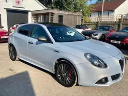 White Used 2014 Alfa Romeo Giulietta Quadrifoglio Verde Hatchback | £9,950 (Expensive)
