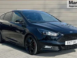 Black Used 2017 Ford Focus ST Hatchback | £14,925 (Fair price)