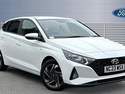 White Used 2023 Hyundai i20 SE Hatchback | £13,909 (Fair price)