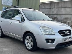 Silver Used 2009 Kia Carens 2 MPV | £1,500