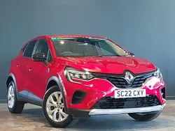 Red Used 2022 Renault Captur Iconic SUV | £14,998 (Fair price)