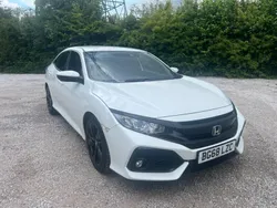 White Used 2018 Honda Civic SR Hatchback | £11,190 (Fair price)