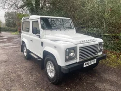 White Used 2015 Land Rover Defender SUV | £29,995 (Fair price)