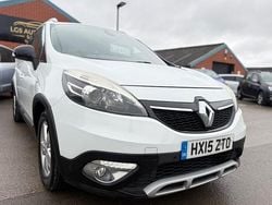White Used 2015 Renault Scénic III Bose Edition MPV | £3,495 (Super price)