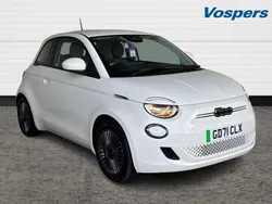 White Used 2022 Fiat 500e Icon Hatchback | £13,180 (Fair price)