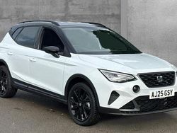 Desire red with black roof Used 2025 Seat Arona Black Edition SUV | £20,990