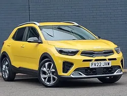Yellow Used 2022 Kia Stonic 4 SUV | £12,998 (Fair price)