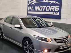 Silver Used 2014 Honda Accord ES Sedan | £5,995