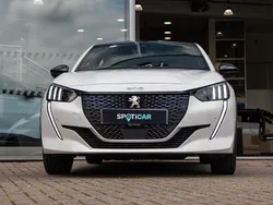 White Used 2021 Peugeot 208 Premium Hatchback | £15,090 (Fair price)