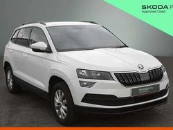 Candy white Used 2018 Skoda Karoq SE SUV | £11,395 (Fair price)