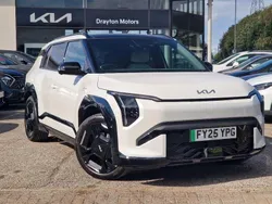 White Used 2025 Kia EV3 GT-Line S SUV | £35,600 (Good price)