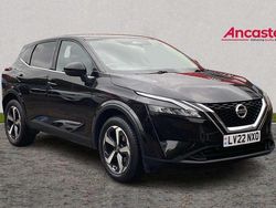 Black Used 2022 Nissan Qashqai N-Connecta SUV | £17,475 (Fair price)