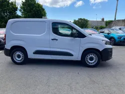 White Used 2023 Peugeot E-Partner Premium MPV | £13,995 (Fair price)
