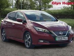 Red Used 2021 Nissan Leaf Tekna Hatchback | £10,024 (Fair price)