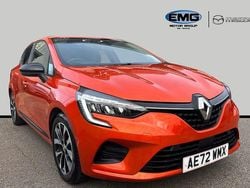Orange Used 2022 Renault Clio V Evolution Hatchback | £12,150 (Good price)