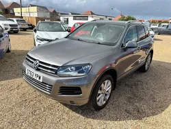 Grey Used 2013 VW Touareg SE SUV | £10,995 (Fair price)