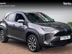 Used 2025 Toyota Yaris Hybrid Design Estate | £23,503 (Fair price)