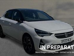 Brilliant paint arctic white Used 2023 Vauxhall Corsa Ultimate Hatchback | £14,526 (Fair price)