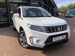White Used 2022 Suzuki Vitara SZ-T Estate | £16,490 (Fair price)