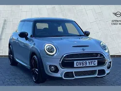 Silver Used 2019 Mini Cooper S Sport Hatchback | £16,495 (A bit pricey)