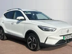 White Used 2024 MG ZS Trophy Connect Sedan | £17,942 (Fair price)