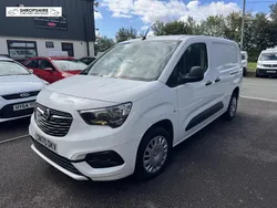 White Used 2020 Vauxhall Combo Sportive MPV | £9,995 (A bit pricey)
