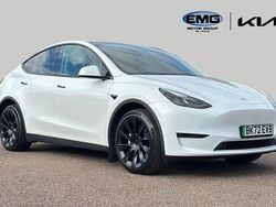 White Used 2022 Tesla Model Y Long Range AWD SUV | £26,895 (Fair price)