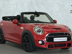 Red Used 2018 Mini Cooper S Hatchback | £17,475 (A bit pricey)