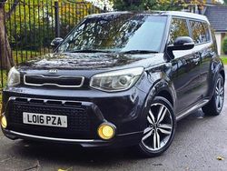 Black Used 2016 Kia Soul SUV | £6,990 (Expensive)