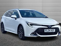 White Used 2024 Toyota Corolla Design Estate | £25,350 (A bit pricey)