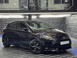 Black Used 2014 Ford Focus ST Hatchback | £7,995 (Fair price)