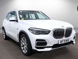 White Used 2021 BMW X5 xLine SUV | £26,667