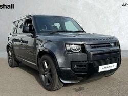 Grey Used 2024 Land Rover Defender HSE Dynamic SUV | £67,382 (Good price)