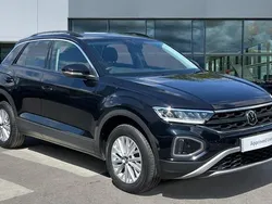 Black Used 2022 VW T-Roc Life SUV | £19,904 (Fair price)