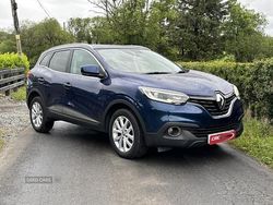 Blue Used 2016 Renault Kadjar Dynamique SUV | £5,990 (Fair price)
