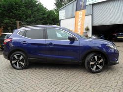 Blue Used 2017 Nissan Qashqai N-Vision SUV | £6,250 (Fair price)